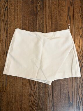 Zara Beige Wrap-Front Mini Skort size XL never worn